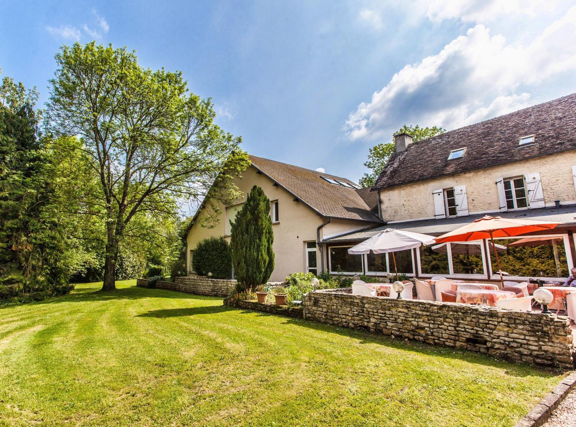 Logis Hotel Restaurant L'Ile De Sees Macé Kültér fotó